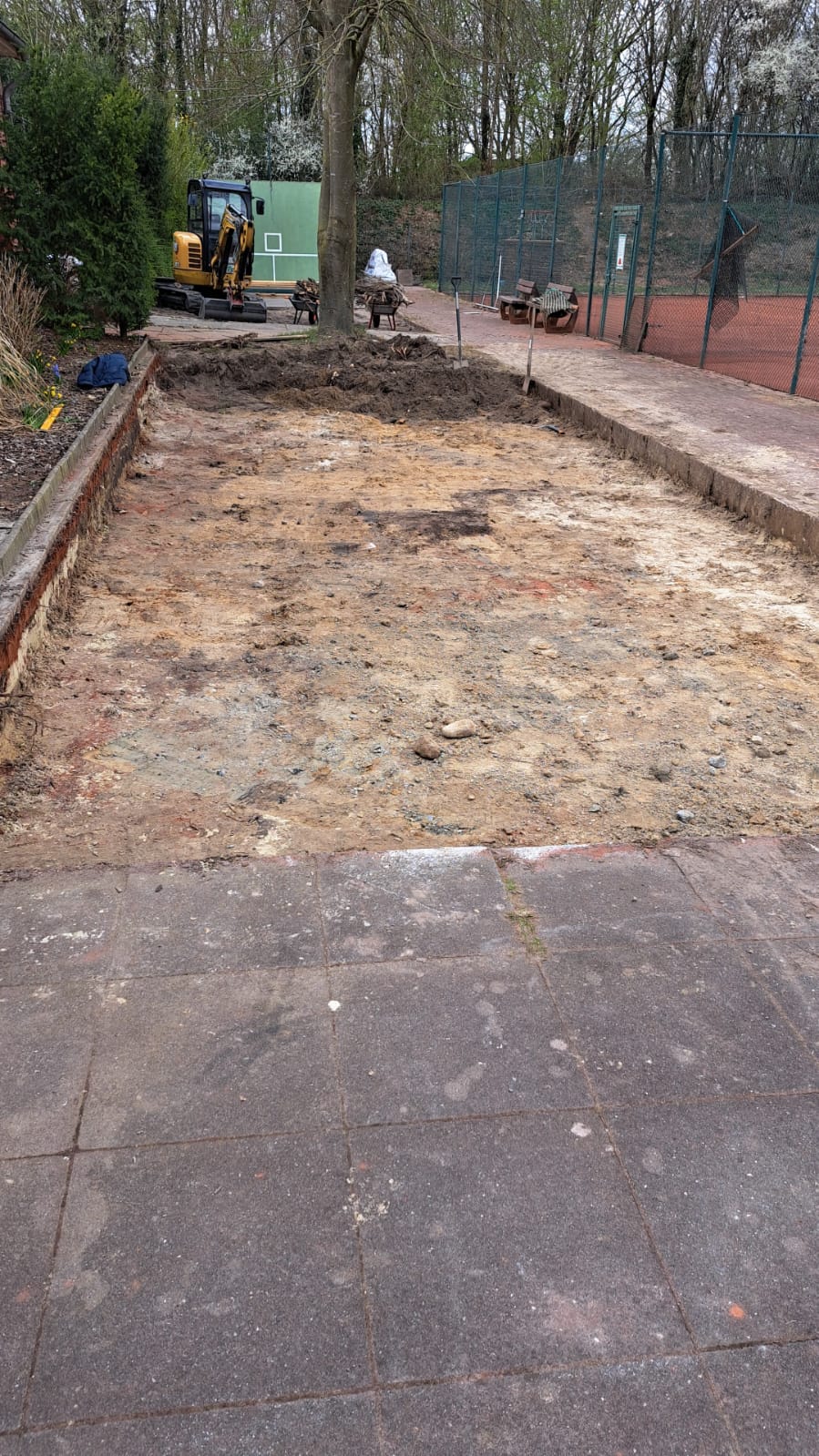 Bau des Bouleplatzes – Bild 4